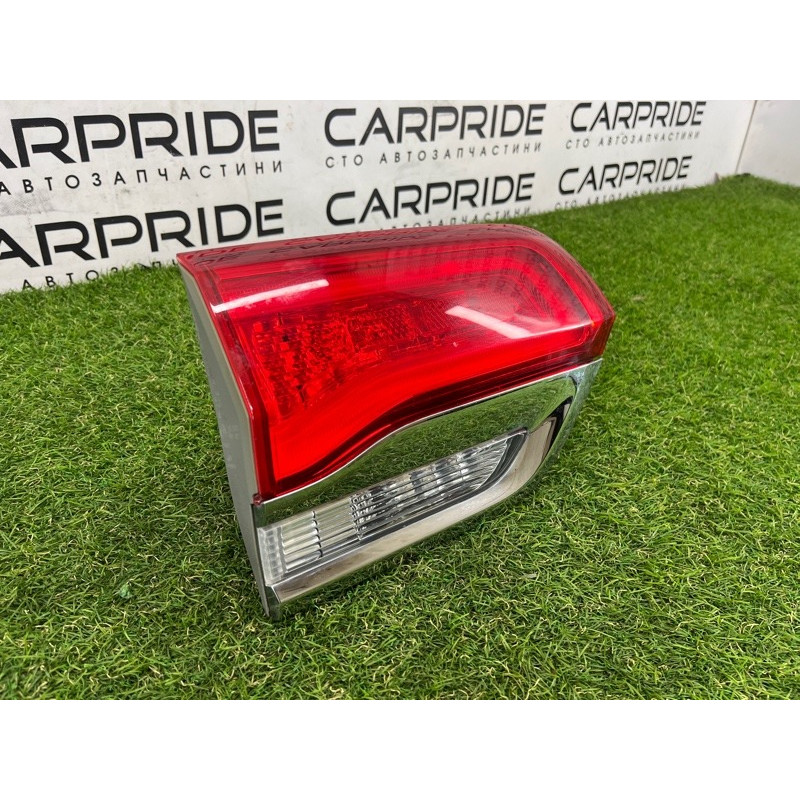 Задний фонарь (оптика) Jeep Grand Cherokee WK2 2017 3.6 68110047AD