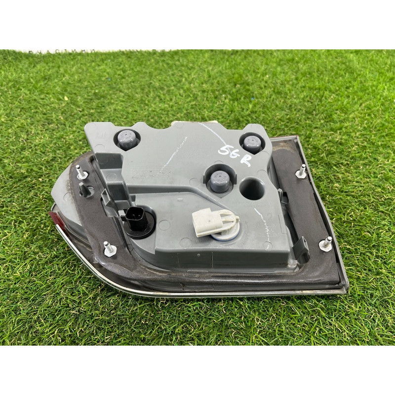 Задний фонарь (оптика) Jeep Grand Cherokee WK2 2017 3.6 68110047AD