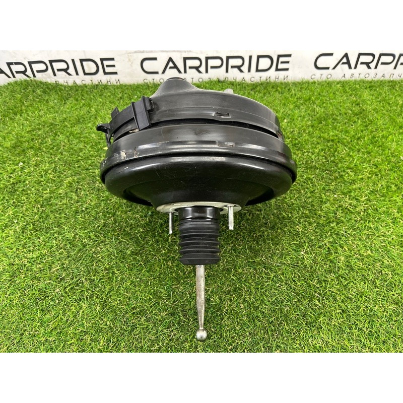 Вакуумный усилитель тормозов (тормозная система) Volkswagen Touareg NF 2012 3.6 CGRA 7P0612105B