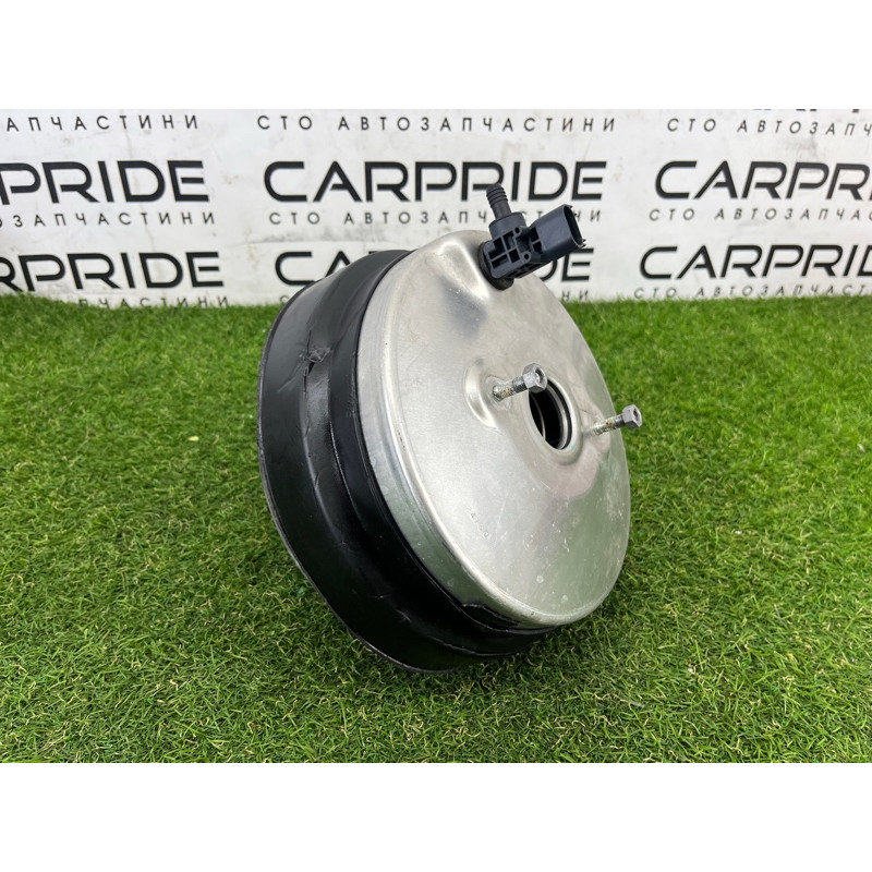 Вакуумный усилитель тормозов (тормозная система) Jeep Grand Cherokee WK2 2020 3.6 68306573AA