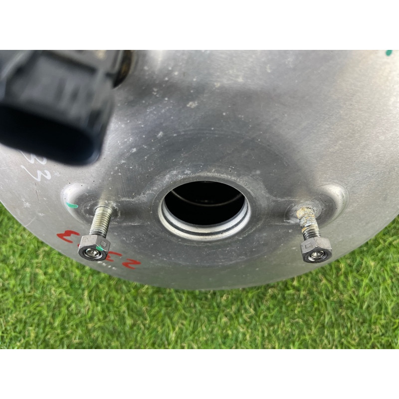 Вакуумный усилитель тормозов (тормозная система) Jeep Grand Cherokee WK2 2017 68306573AA