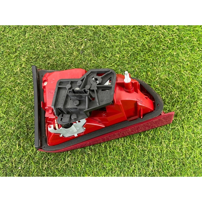 Задний фонарь (оптика) AUDI A4 B8 2012 2.0 CAEB 8K5945094K