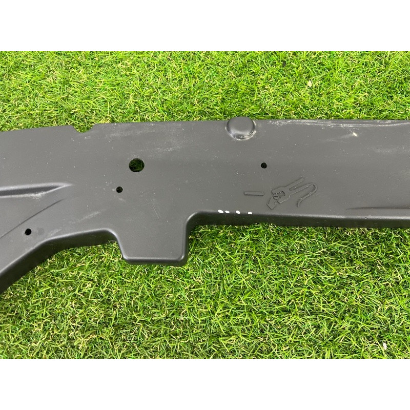 Накладка на крыло (кузов и элементы) Jeep Grand Cherokee WK2 2014 3.0 Diesel EXF 68194236AB