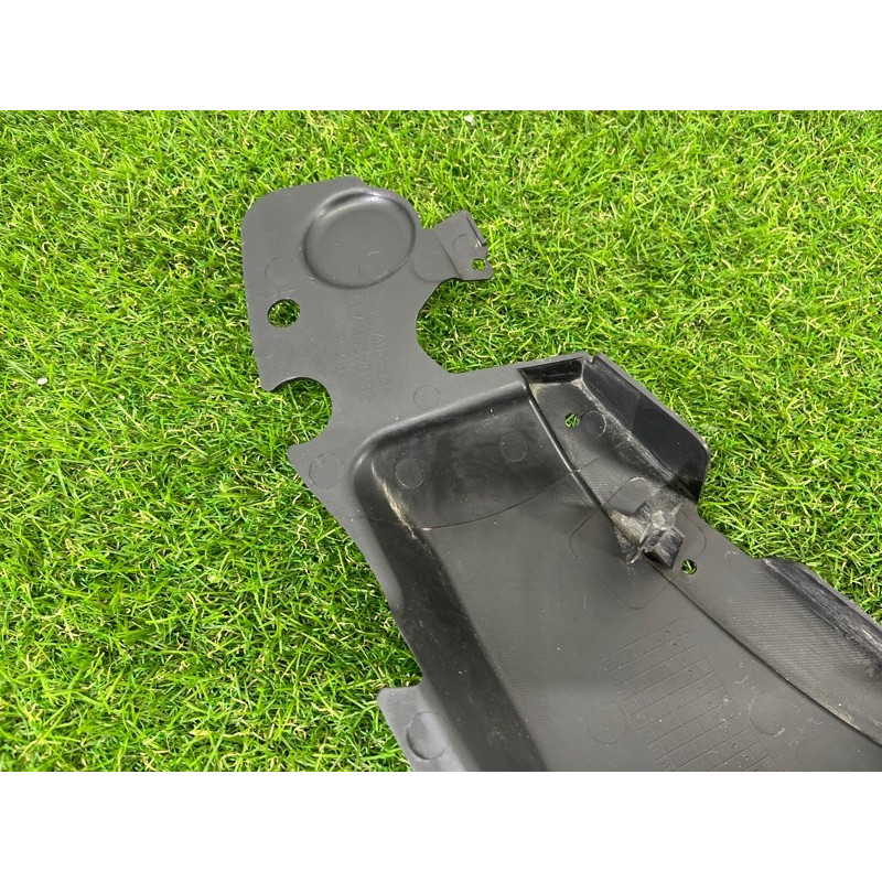 Накладка на крыло (кузов и элементы) Jeep Grand Cherokee WK2 2014 3.0 Diesel EXF 68194236AB