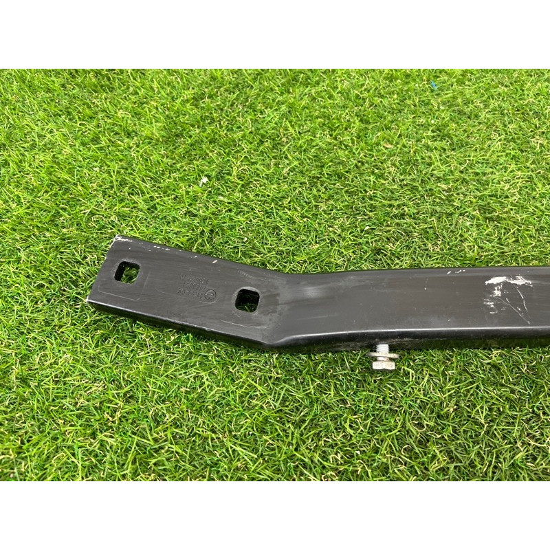 Распорка передней панели (кузов и элементы) BMW 7-series F02 2011 4.4 N63 51647183851