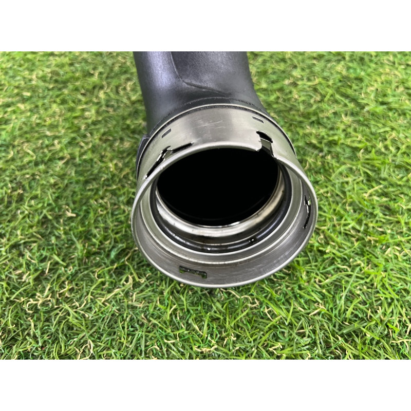 Патрубок интеркулера (двигатель и элементы) BMW 5-series Gran Turismo F07 2011 3.0 N55B30 13717582314