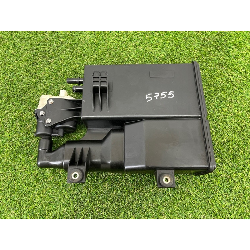 Абсорбер топливный (топливная система) BMW 7-series F02 2011 4.4 N63 16137224859