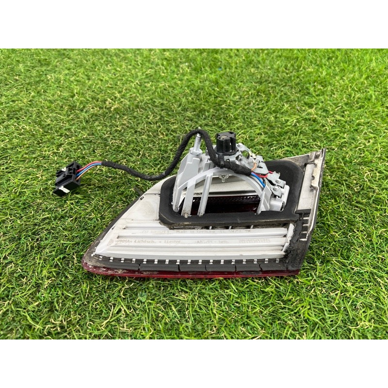 Задній ліхтар (оптика - оптика) BMW 3-series E93 2008 3.0 N54 63217162303