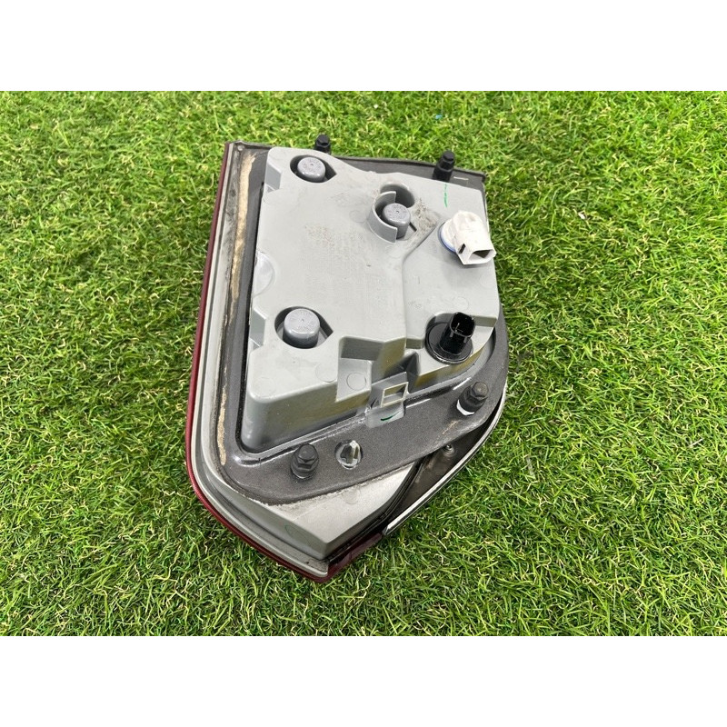 Задний фонарь (оптика) Jeep Grand Cherokee WK2 2014 3.0 Diesel EXF 68110047AC