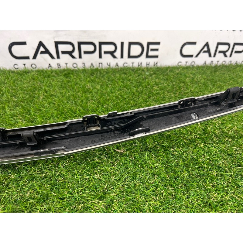 Накладка крышки багажника (кузов и элементы) BMW 5-series Gran Turismo F07 2011 3.0 N55B30 51137211167