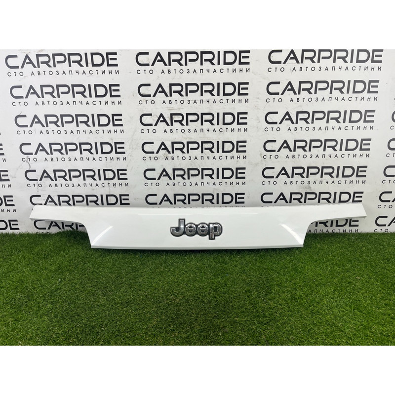 Накладка крышки багажника (кузов и элементы) Jeep Grand Cherokee WK2 2017 3.6 6KL53GW7AA