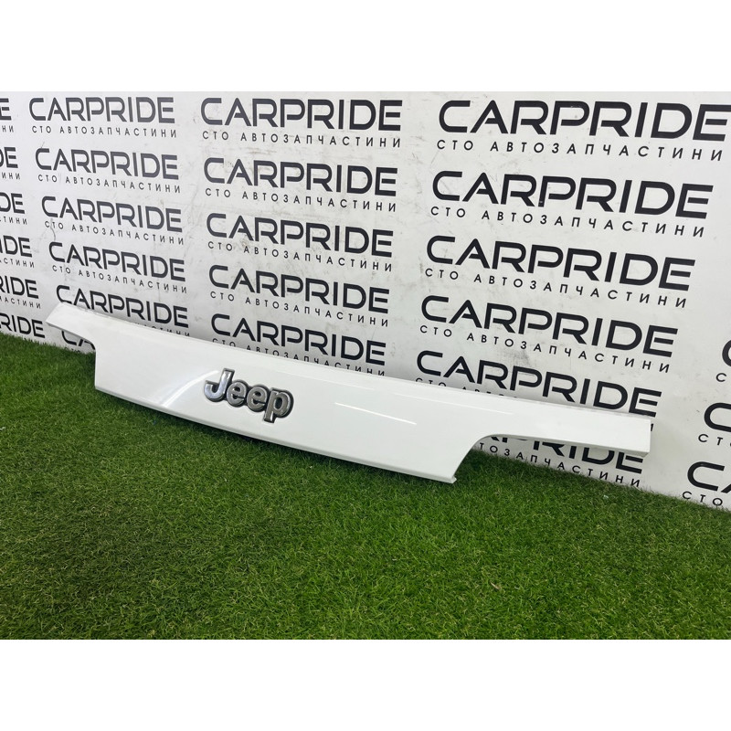 Накладка крышки багажника (кузов и элементы) Jeep Grand Cherokee WK2 2017 3.6 6KL53GW7AA