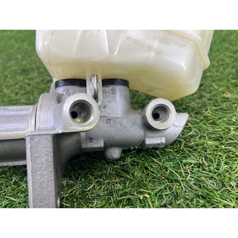 Головний гальмівний циліндр (гальмівна система) BMW 3-series E93 2008 3.0 N54 34336785664