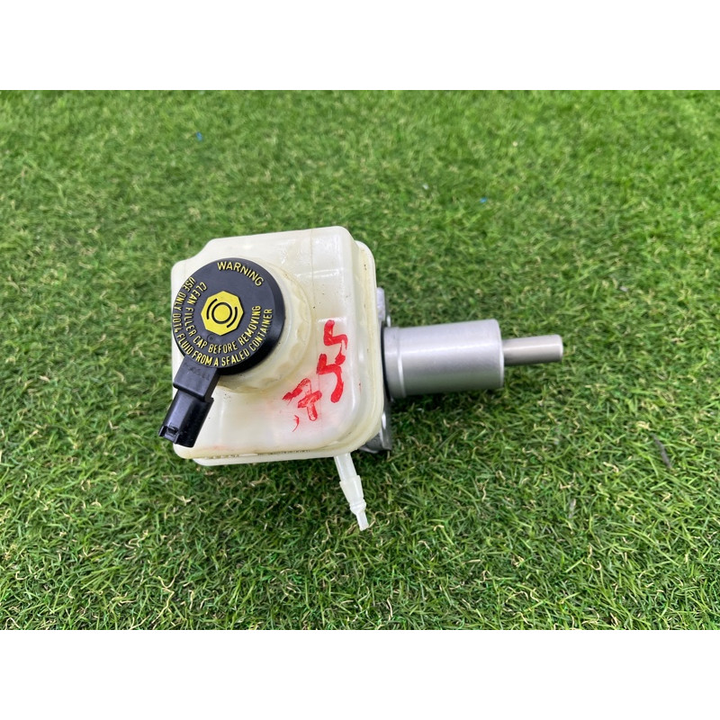 Главный тормозной цилиндр (тормозная система) BMW 7-series F02 2011 4.4 N63 34336786586