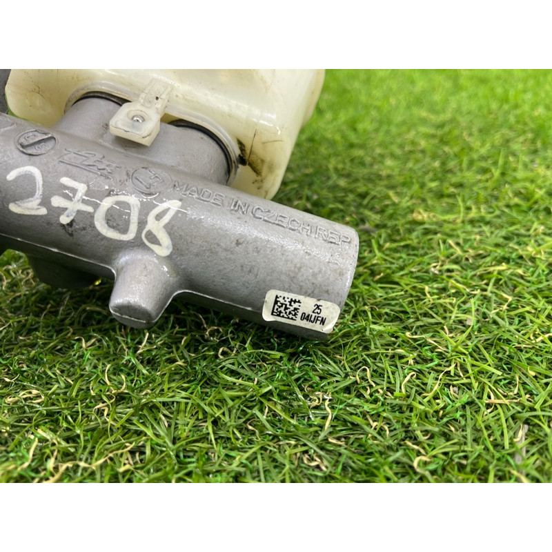 Главный тормозной цилиндр (тормозная система) AUDI Q7 4L 2011 3.0 CATA 7L8611019F