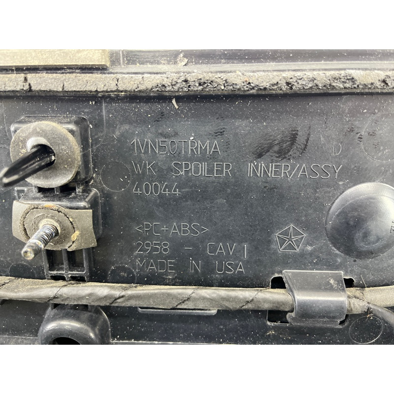 Спойлер (кузов и элементы) Jeep Grand Cherokee WK2 2017 3.6 68217495AA