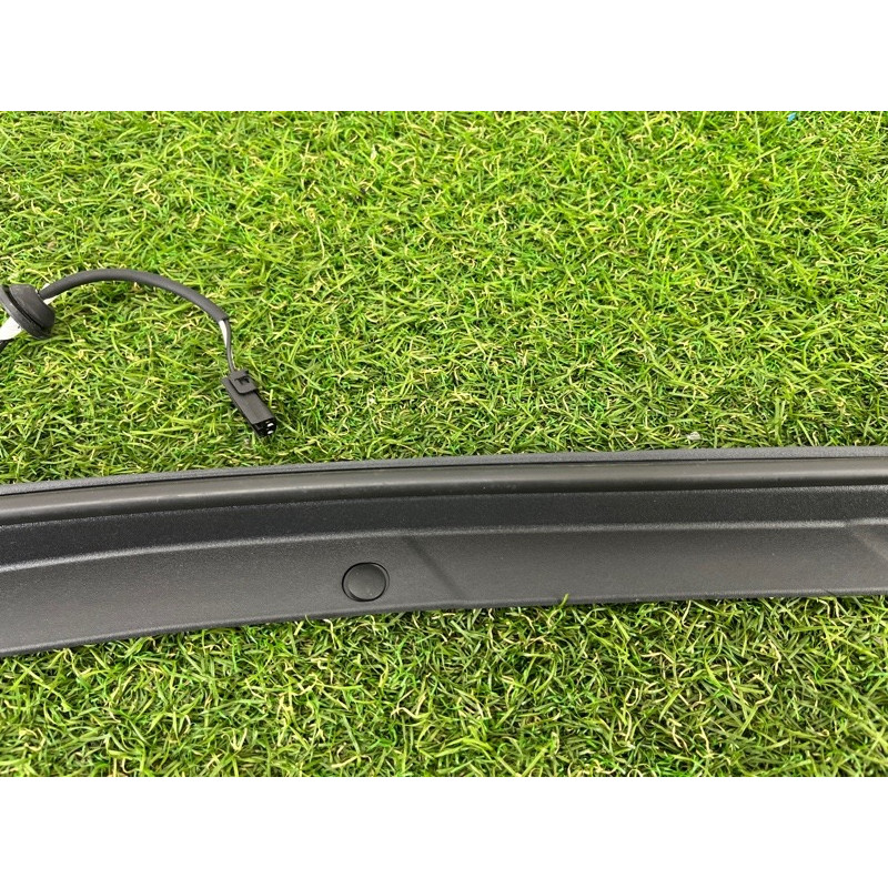 Датчик наклона крышки багажника (электрика / датчики) Jeep Grand Cherokee WK2 2020 3.6 68165048AC