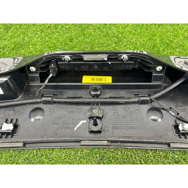 Спойлер (кузов и элементы) Jeep Grand Cherokee WK2 2020 3.6 68217495AA