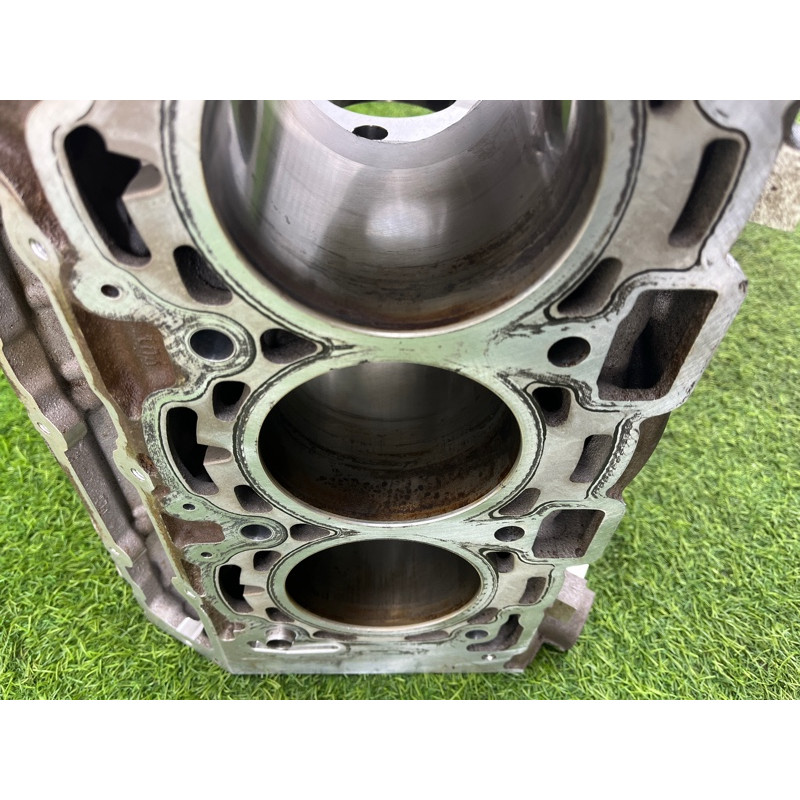 Блок цилиндров (двигатель и элементы) Cadillac Xt5 1 2016 3.6 12711499