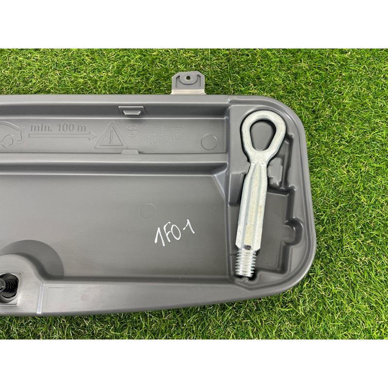 Ящик для инструментов (аксессуары) BMW 7-series F02 2011 4.4 N63 71106784443