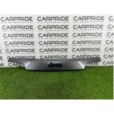 Накладка крышки багажника