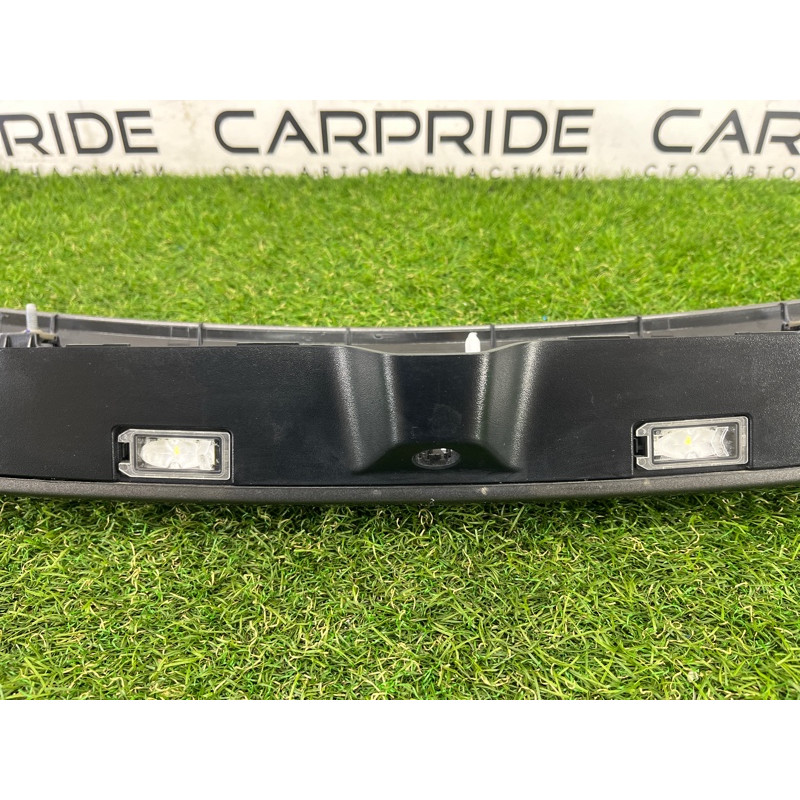 Накладка крышки багажника (кузов и элементы) Jeep Grand Cherokee WK2 2020 3.6 6KL57GW7AA