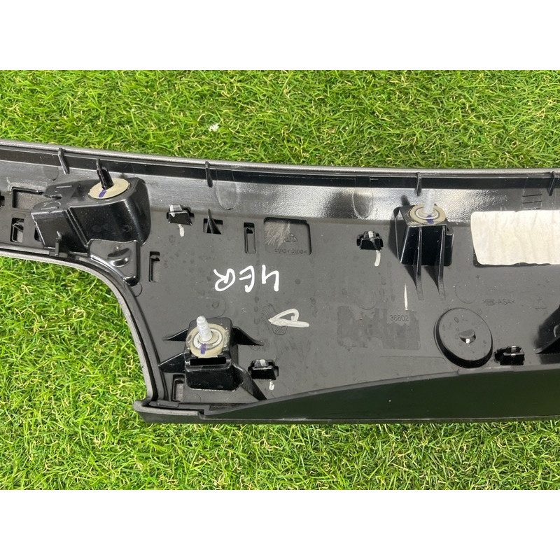 Накладка крышки багажника (кузов и элементы) Jeep Grand Cherokee WK2 2020 3.6 6KL57GW7AA