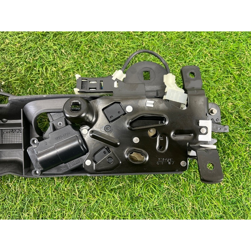 Замок багажника (кузов и элементы) BMW 3-series E93 2008 3.0 N54 51247372801