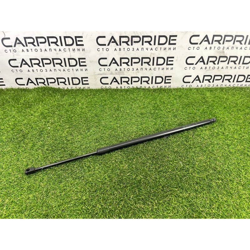 Амортизатор багажника (кузов и элементы) Jeep Grand Cherokee WK2 2017 3.6 68165051AC