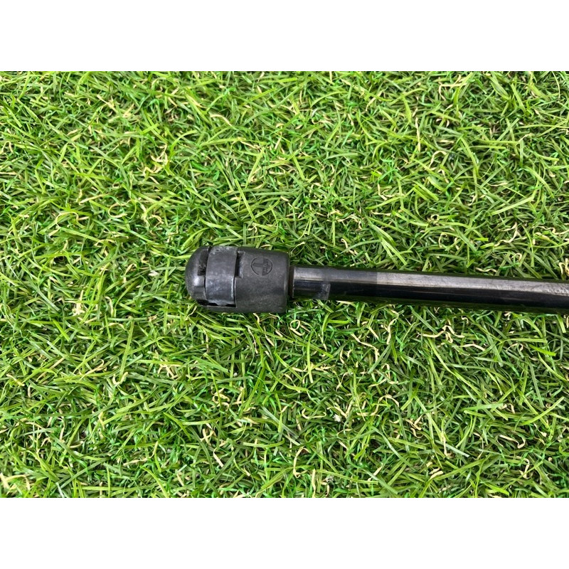 Амортизатор багажника (кузов и элементы) Jeep Grand Cherokee WK2 2017 3.6 68165051AC