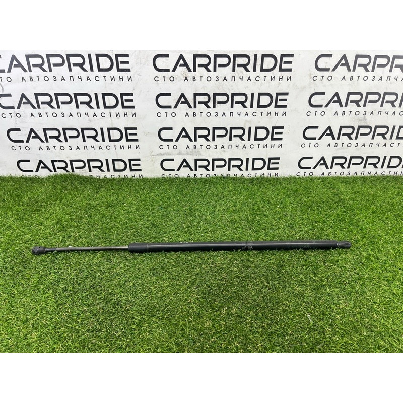 Амортизатор багажника (кузов и элементы) Jeep Grand Cherokee WK2 2017 3.6 68165050AC