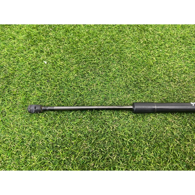 Амортизатор багажника (кузов и элементы) Jeep Grand Cherokee WK2 2017 3.6 68165050AC