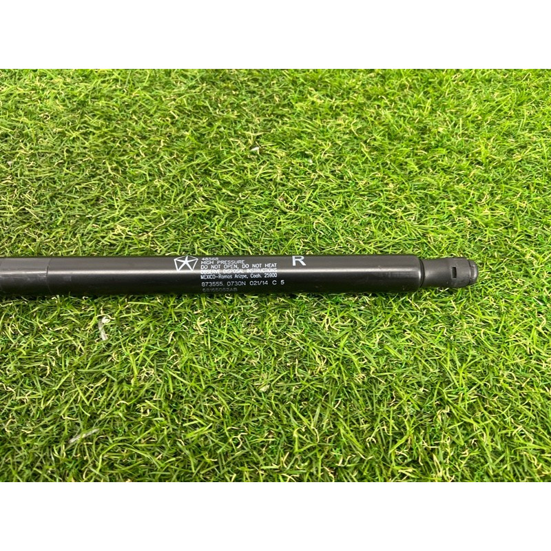 Амортизатор багажника (кузов и элементы) Jeep Grand Cherokee WK2 2014 3.0 Diesel EXF 68165052AB