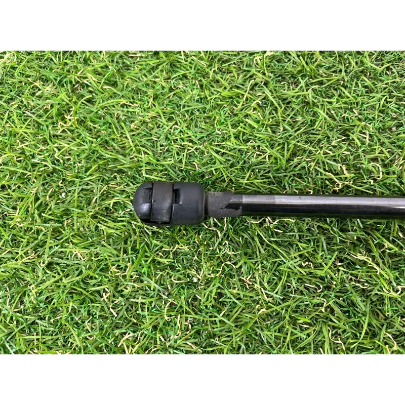 Амортизатор багажника (кузов и элементы) Jeep Grand Cherokee WK2 2014 3.0 Diesel EXF 68165052AB