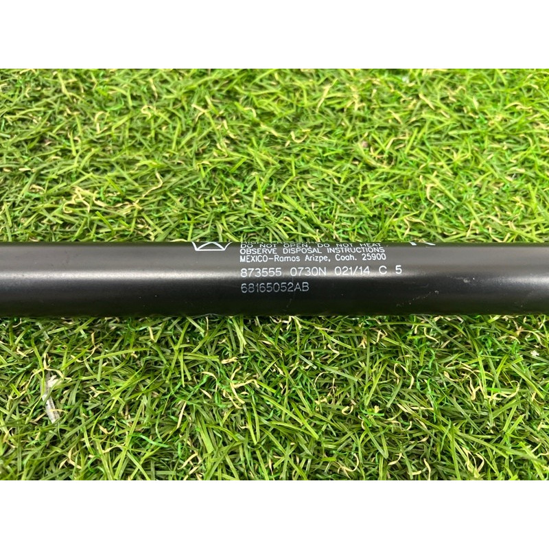 Амортизатор багажника (кузов и элементы) Jeep Grand Cherokee WK2 2014 3.0 Diesel EXF 68165052AB