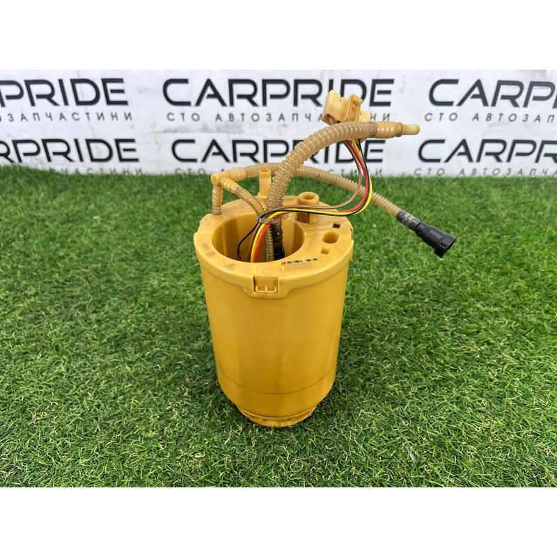 Топливный насос (топливная система) AUDI Q7 4L 2011 3.0 CATA 7P6919088B