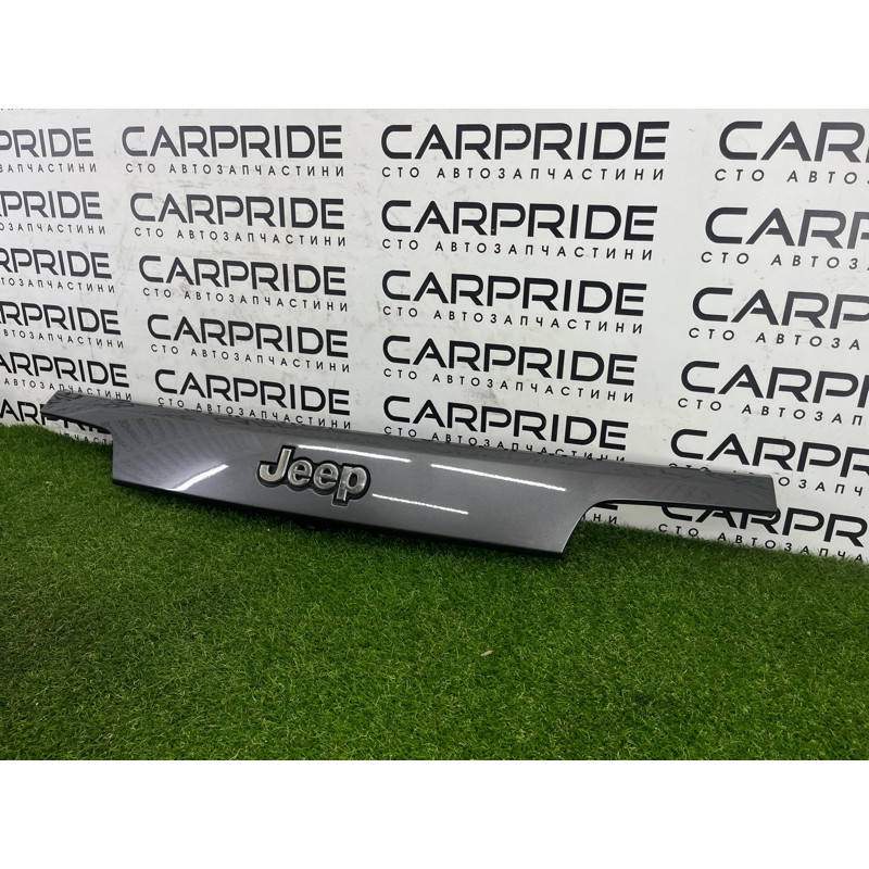Накладка крышки багажника (кузов и элементы) Jeep Grand Cherokee WK2 2014 3.0 Diesel EXF 5VH07LAUAA