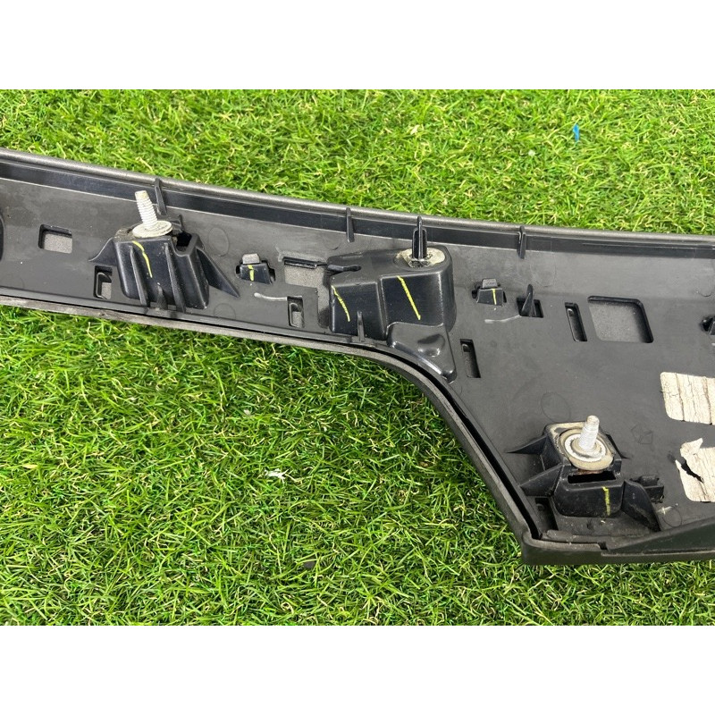 Накладка крышки багажника (кузов и элементы) Jeep Grand Cherokee WK2 2014 3.0 Diesel EXF 5VH07LAUAA