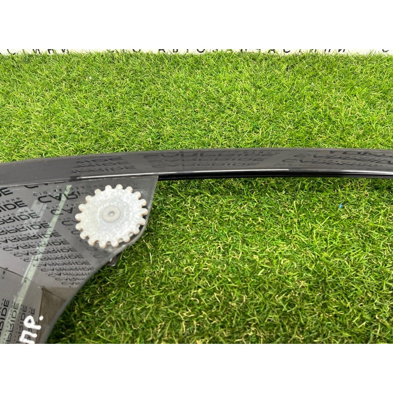 Форточка двери (кузов и элементы) BMW 5-series Gran Turismo F07 2011 3.0 N55B30 51357197886