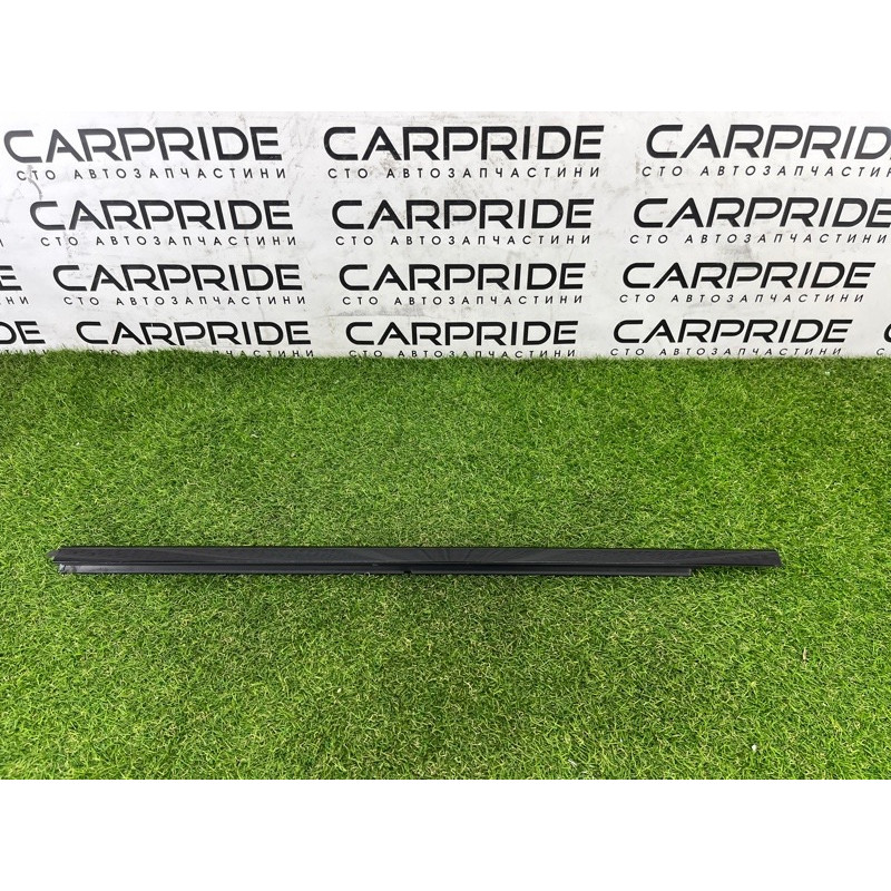 Молдинг стекла (кузов и элементы) Jeep Grand Cherokee WK2 2020 3.6 68257257AE