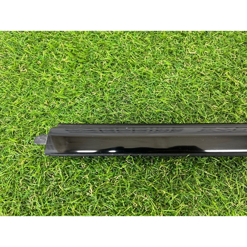 Молдинг стекла (кузов и элементы) Jeep Grand Cherokee WK2 2020 3.6 68257257AE