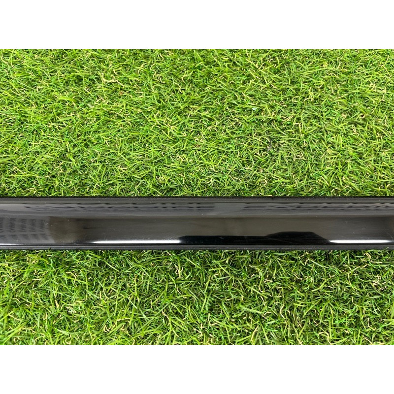 Молдинг стекла (кузов и элементы) Jeep Grand Cherokee WK2 2020 3.6 68257257AE