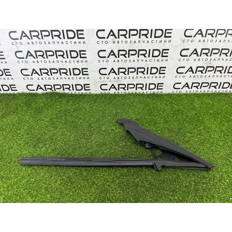 Уплотнитель стекла двери (кузов и элементы) BMW 5-series Gran Turismo F07 2011 3.0 N55B30 51337196334