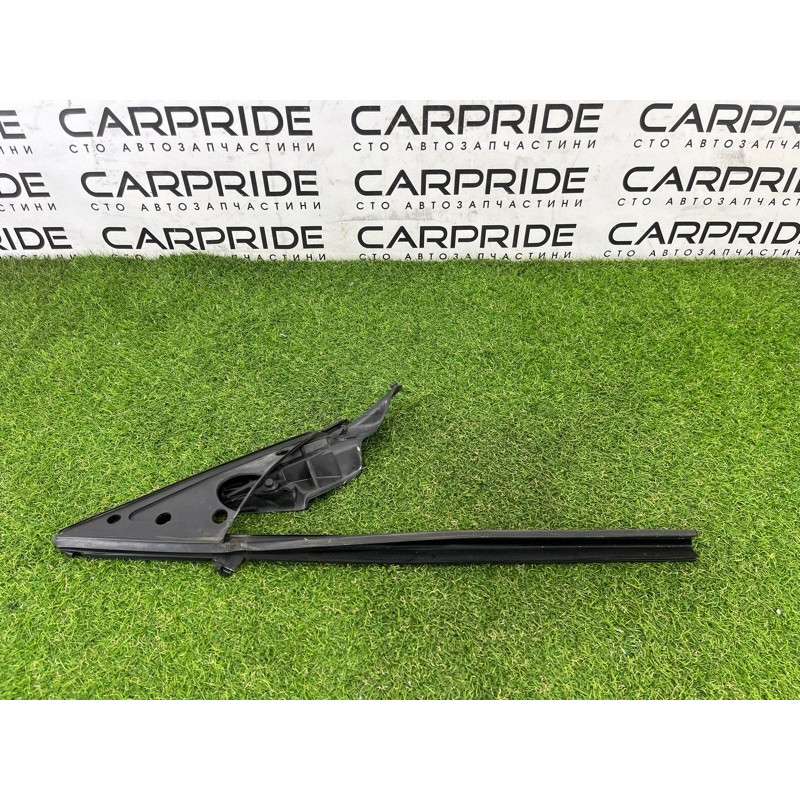 Уплотнитель стекла двери (кузов и элементы) BMW 5-series Gran Turismo F07 2011 3.0 N55B30 51337196334