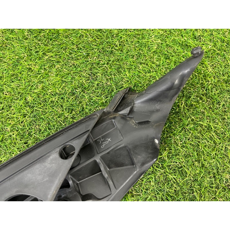 Уплотнитель стекла двери (кузов и элементы) BMW 5-series Gran Turismo F07 2011 3.0 N55B30 51337196334