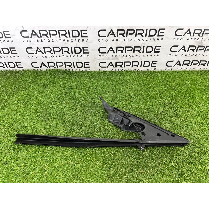 Уплотнитель стекла двери (кузов и элементы) BMW 5-series Gran Turismo F07 2011 3.0 N55B30 51337196333