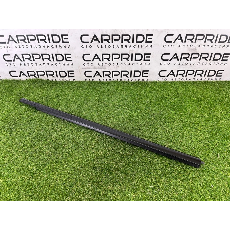 Молдинг стекла (кузов и элементы) Jeep Grand Cherokee WK2 2020 3.6 68257256AE