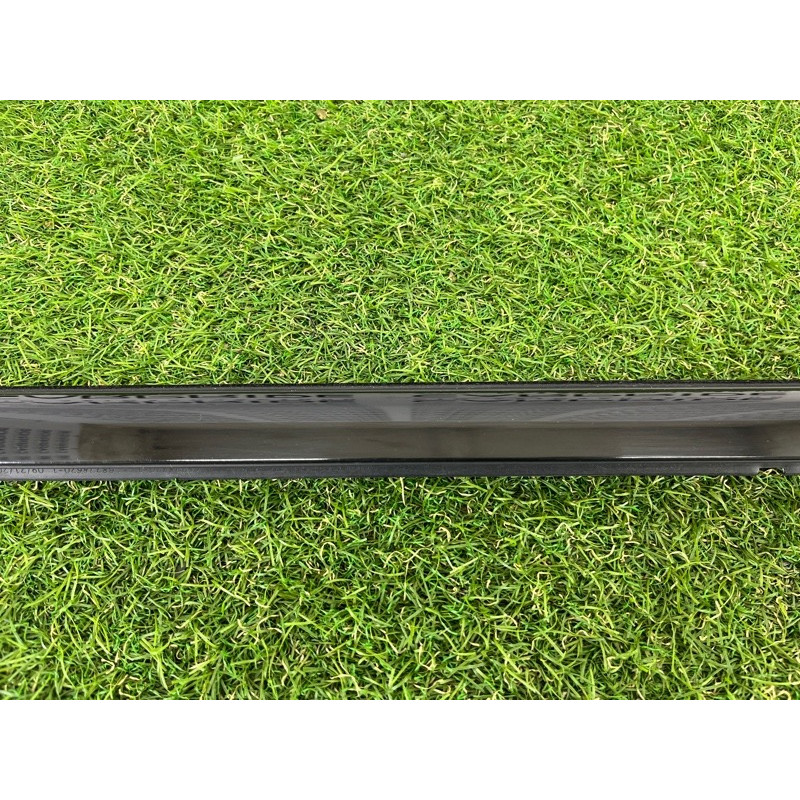 Молдинг стекла (кузов и элементы) Jeep Grand Cherokee WK2 2020 3.6 68257256AE