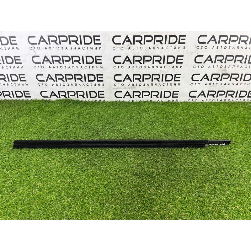 Молдинг стекла (кузов и элементы) Jeep Grand Cherokee WK2 2020 3.6 68257256AE