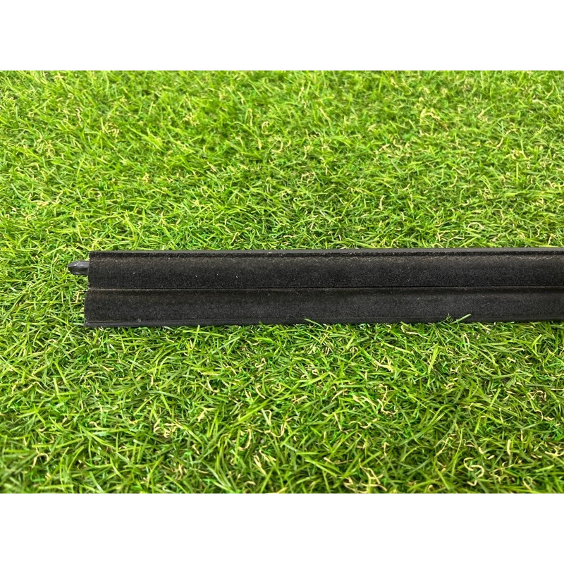 Молдинг стекла (кузов и элементы) Jeep Grand Cherokee WK2 2020 3.6 68257256AE